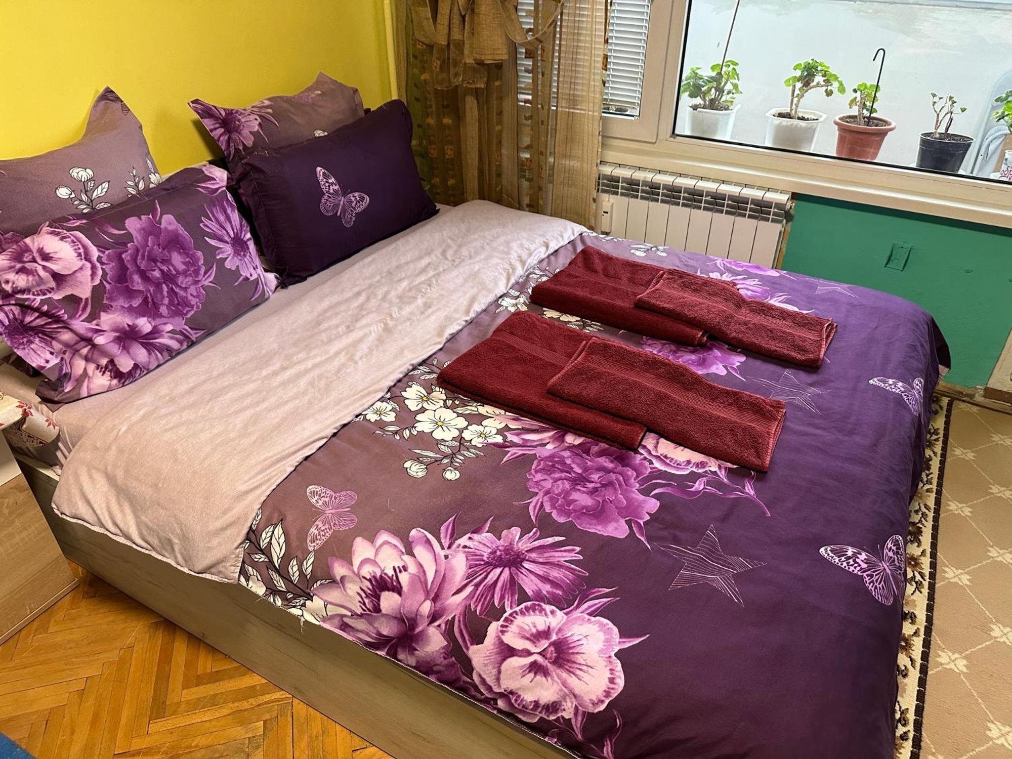 Малък Апартамент. Sleep And Fly. Sofie Exteriér fotografie